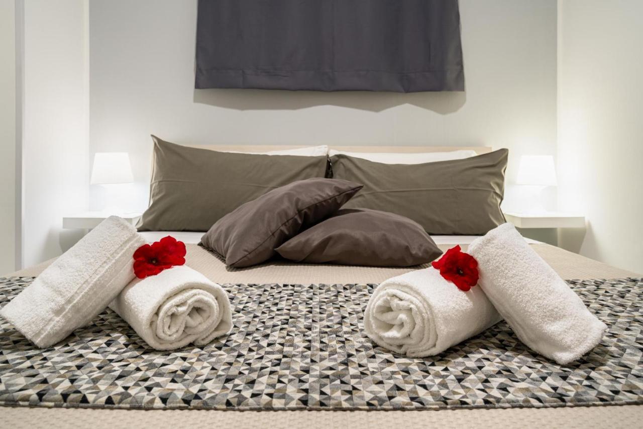 Loft Baia Di Letojanni Apartment Ngoại thất bức ảnh